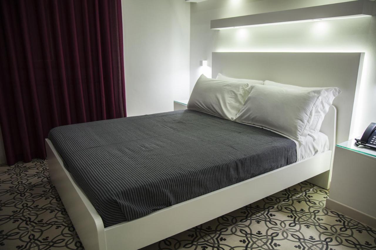 Villa Adelaide Suite & Room Торе а Маре Екстериор снимка