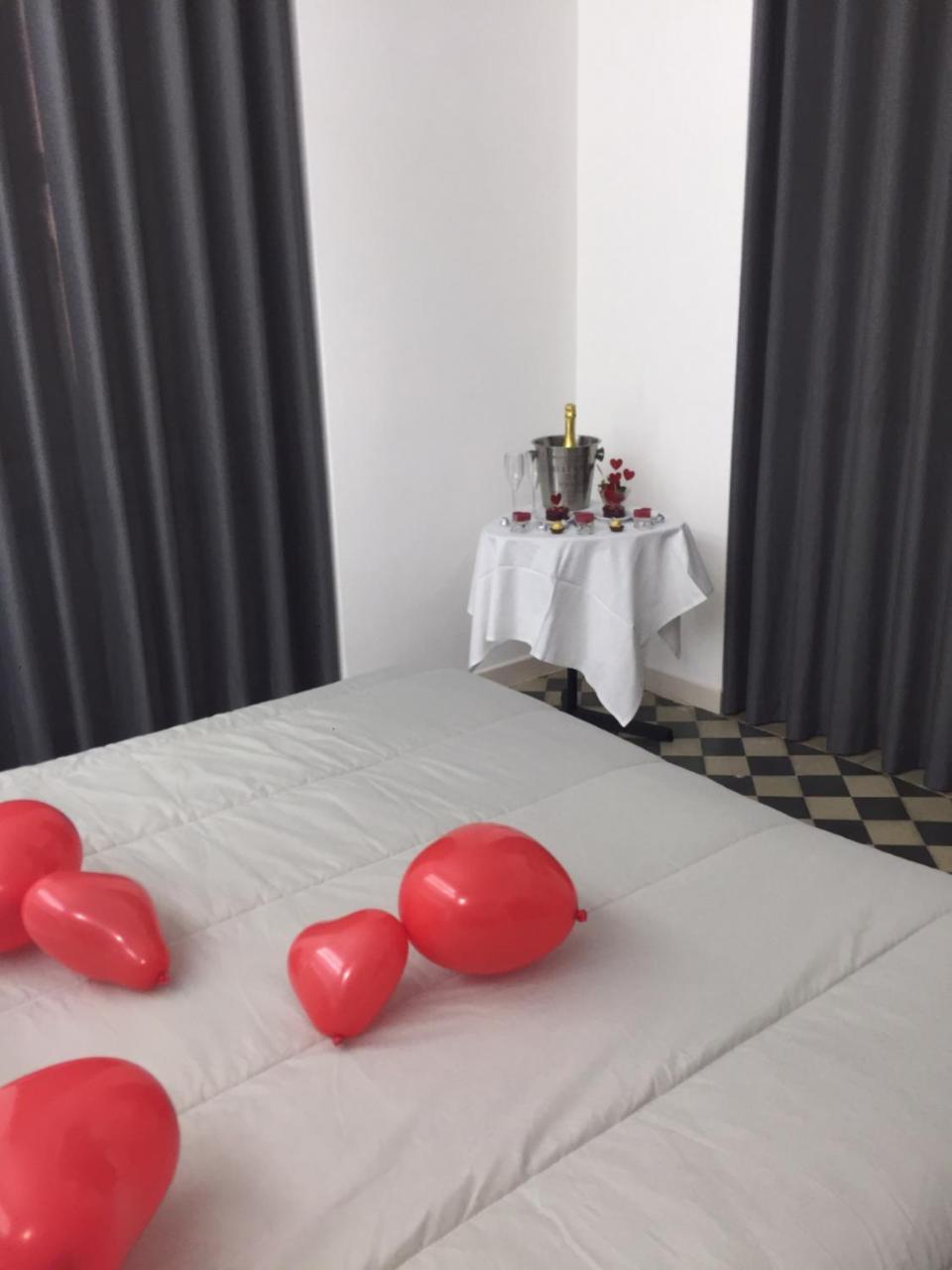 Villa Adelaide Suite & Room Торе а Маре Екстериор снимка