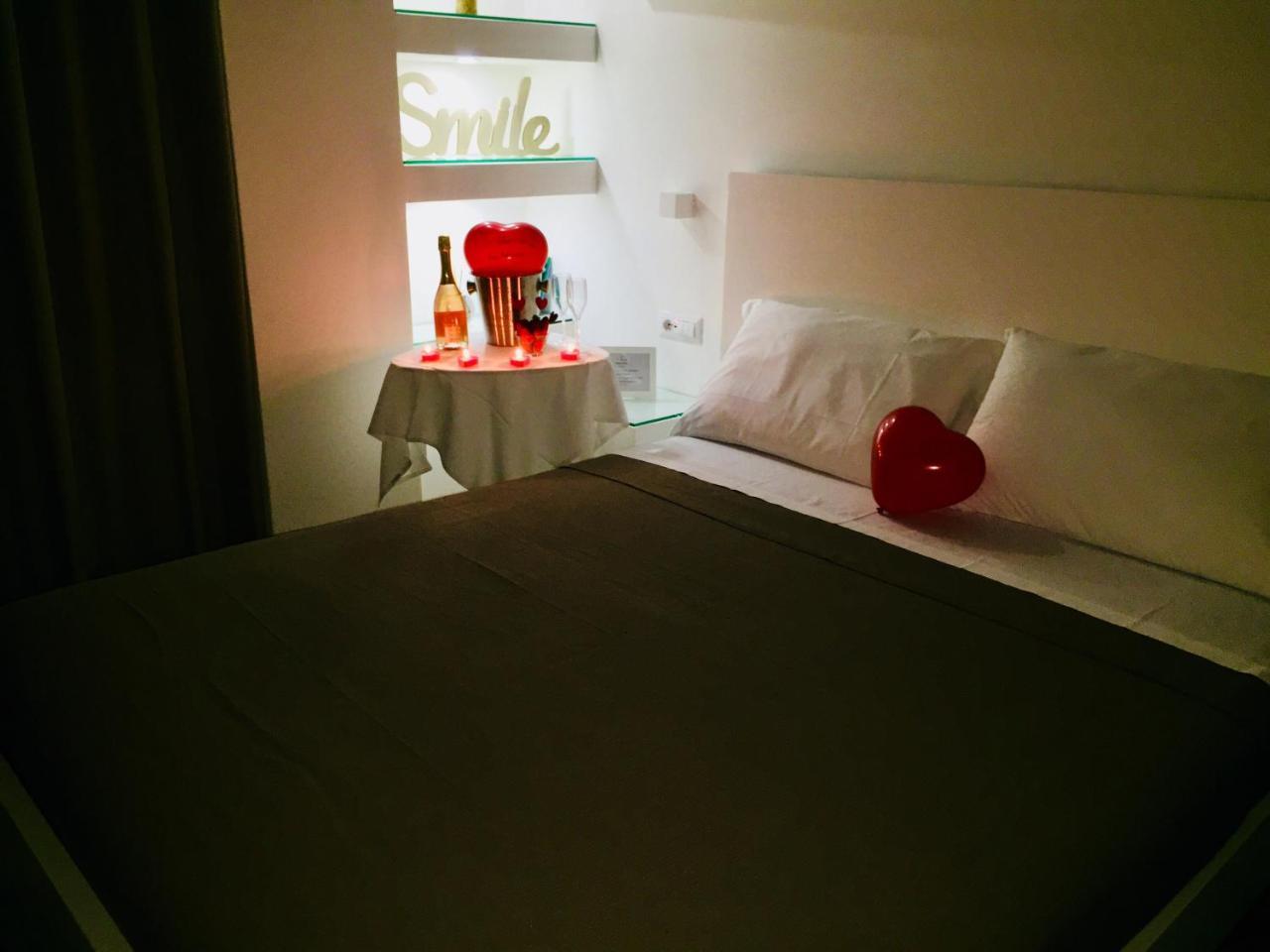Villa Adelaide Suite & Room Торе а Маре Екстериор снимка